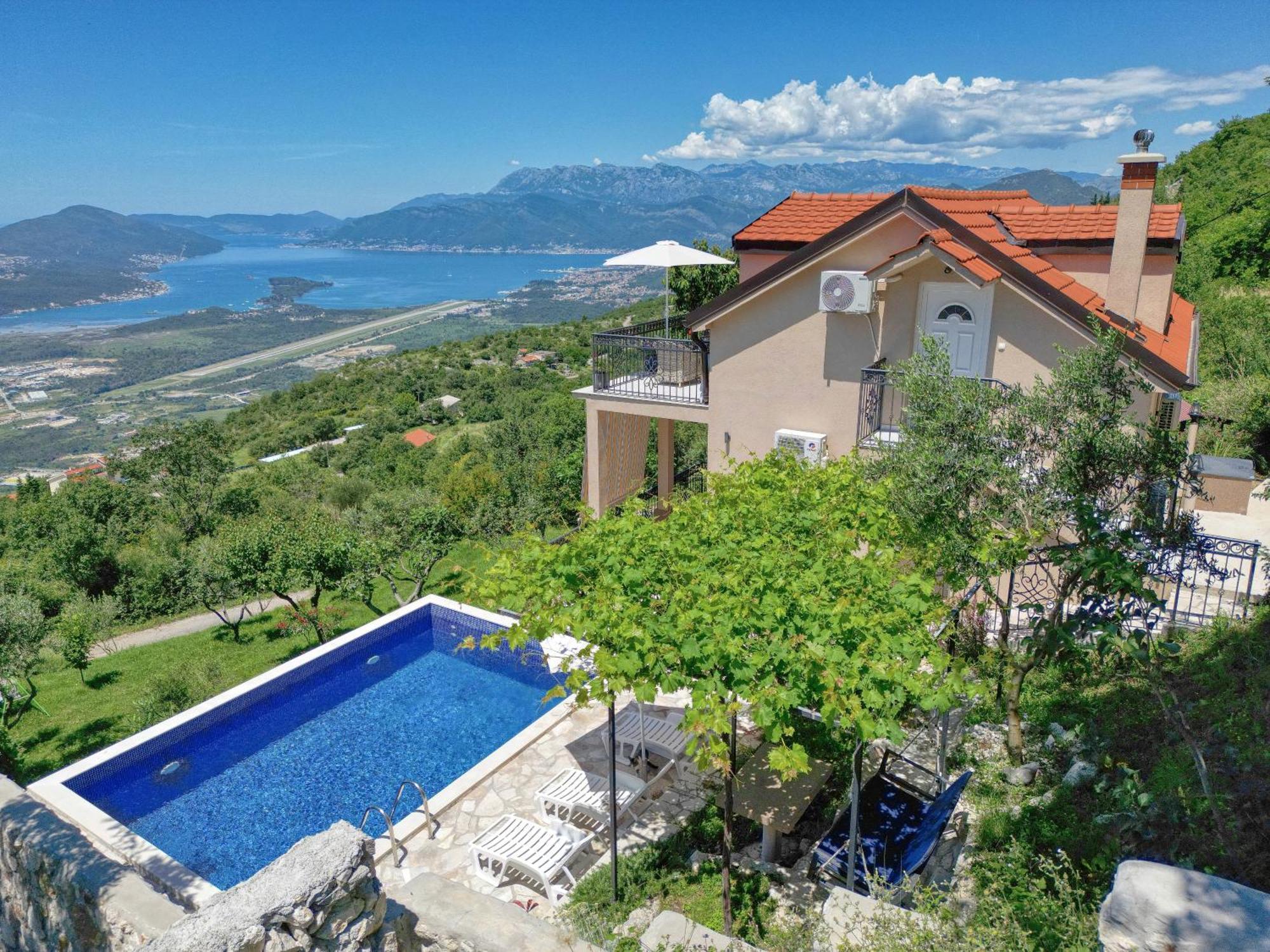 Apartment Paradise Kotor Exterior photo